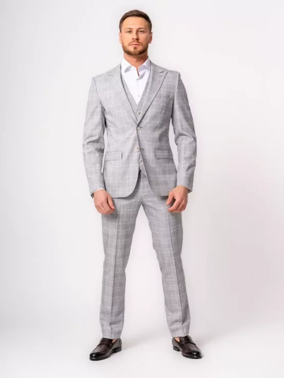 Костюм-тройка светло-серый цвет в клетку Каталог
