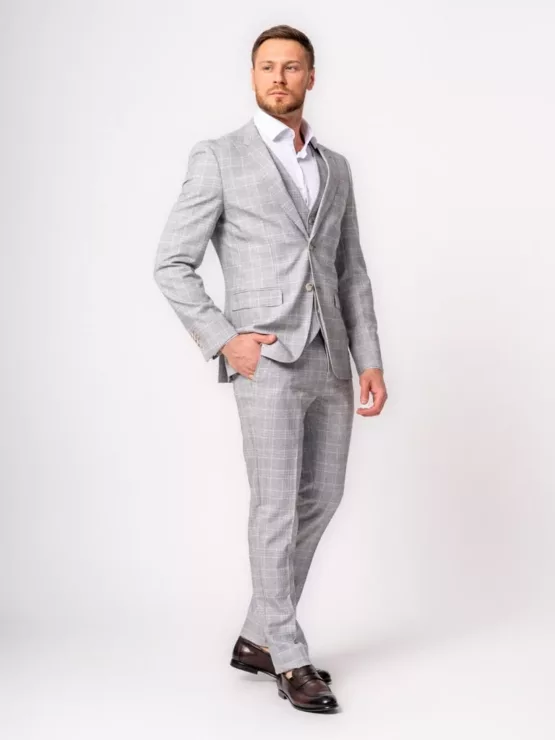 Костюм-тройка светло-серый цвет в клетку Каталог