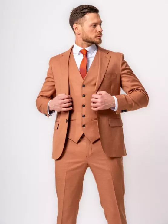 Костюм-тройка цвет «бурбон» Каталог