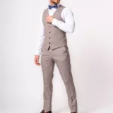 Костюм-тройка кофейный в клетку Каталог