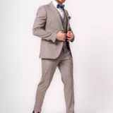 Костюм-тройка кофейный в клетку Каталог