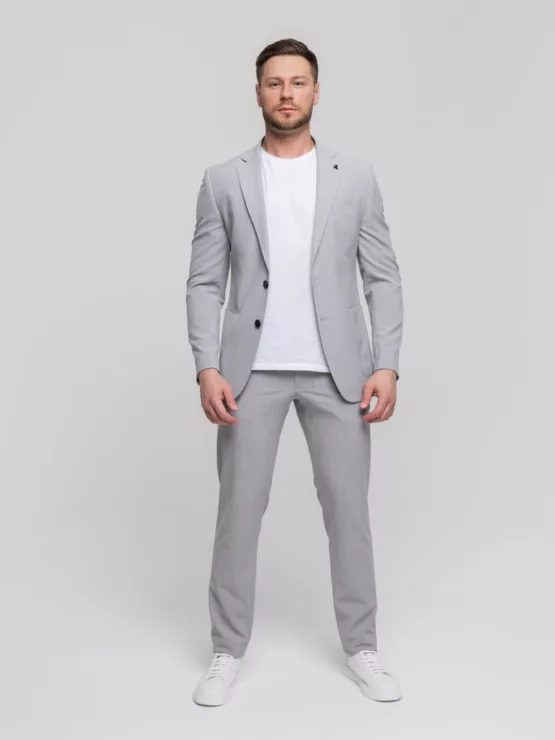 Костюм-двойка пепельно-серого цвета Каталог