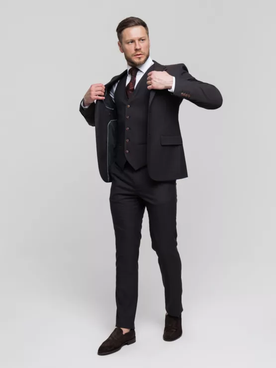 Костюм-тройка цвет винный Каталог