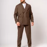 Костюм oversize двубортный коричневый Клубный костюм