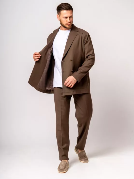 Костюм oversize двубортный коричневый Каталог