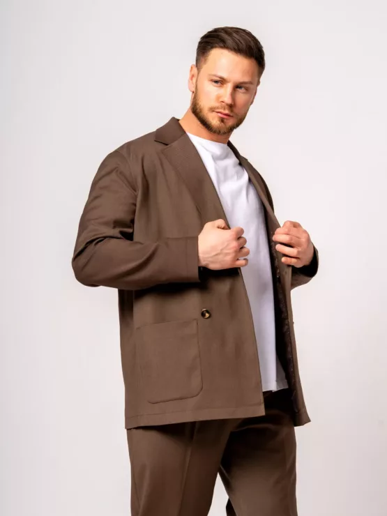 Костюм oversize двубортный коричневый Каталог