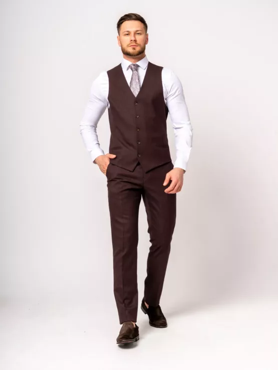 Костюм-тройка бежево-коричневый комбинированный Каталог