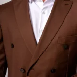 Костюм-двубортный цвет молочный шоколад Каталог