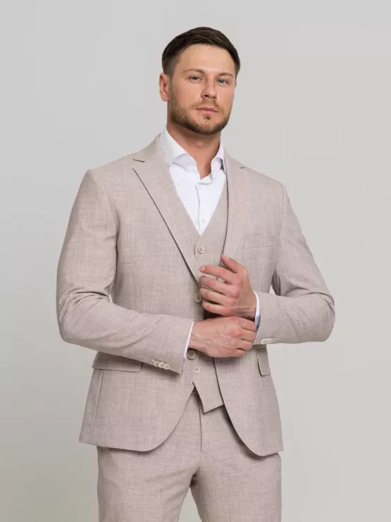 Костюм-тройка кремовый цвет Каталог