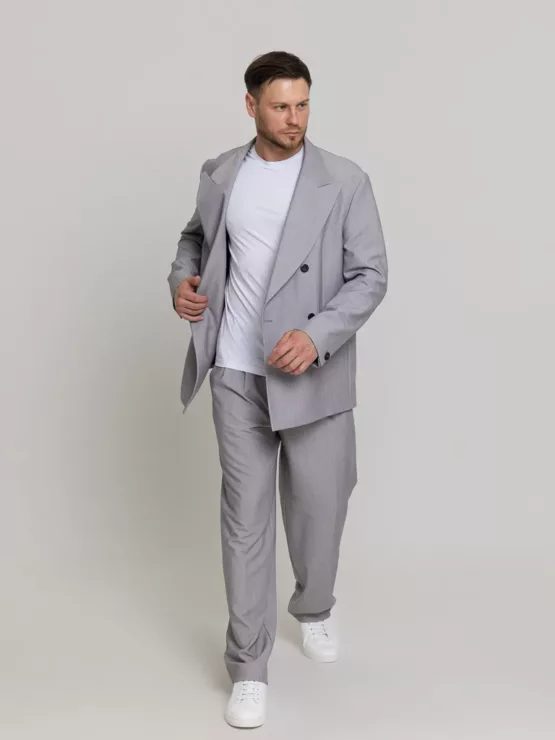 Оверсайз двубортный светло-серого цвета Каталог