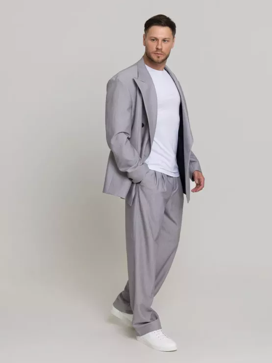 Оверсайз двубортный светло-серого цвета Каталог