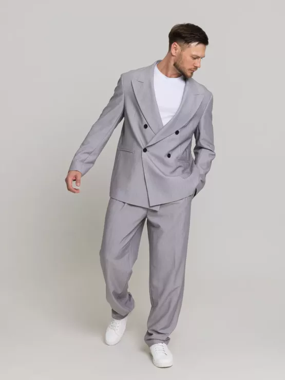 Оверсайз двубортный светло-серого цвета Каталог