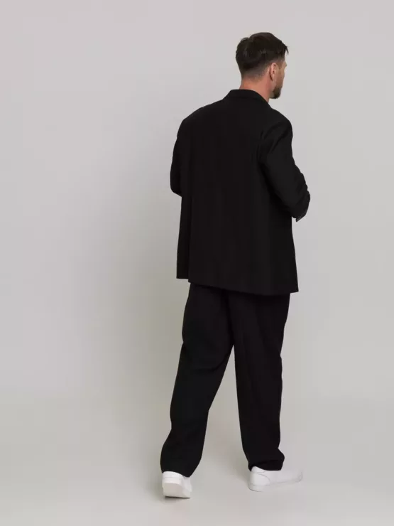 Оверсайз двубортный матово-черного цвета Каталог