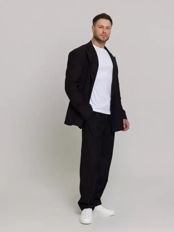 Оверсайз двубортный матово-черного цвета Каталог