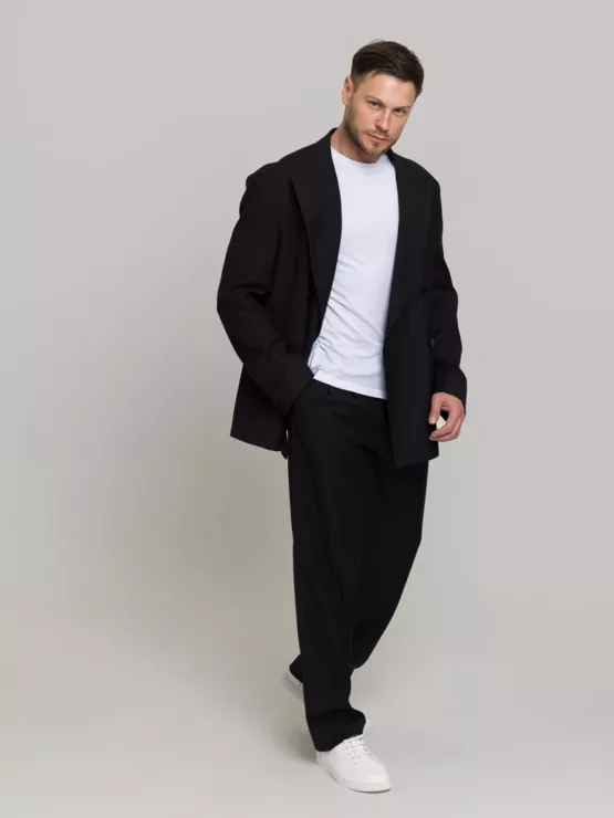 Оверсайз двубортный матово-черного цвета Каталог