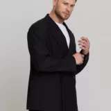 Оверсайз двубортный матово-черного цвета Каталог