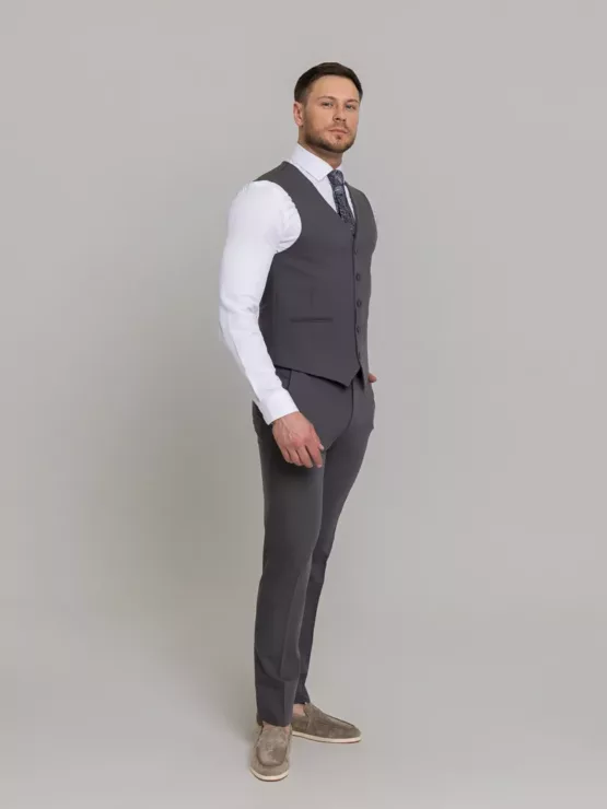 Костюм-тройка  дымчато-серый цвет Брючные мужские костюмы