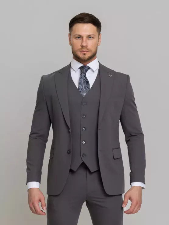 Костюм-тройка  дымчато-серый цвет Брючные мужские костюмы