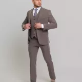 Костюм-тройка цвет визон Костюм на свадьбу