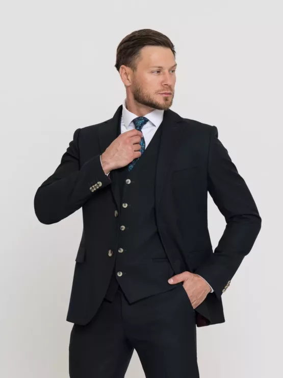 Костюм-тройка темно-зеленого цвета Костюм на свадьбу