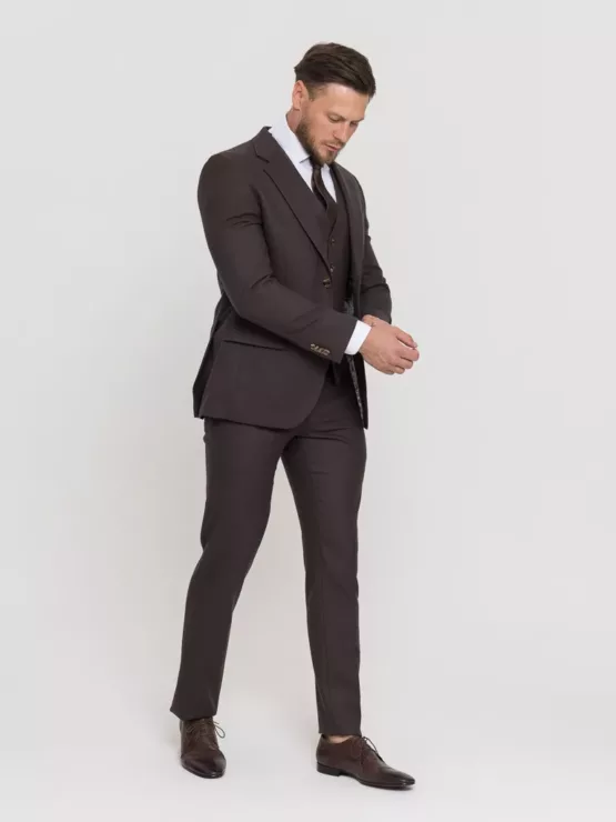 Костюм-тройка шоколадный оттенок Костюм на свадьбу