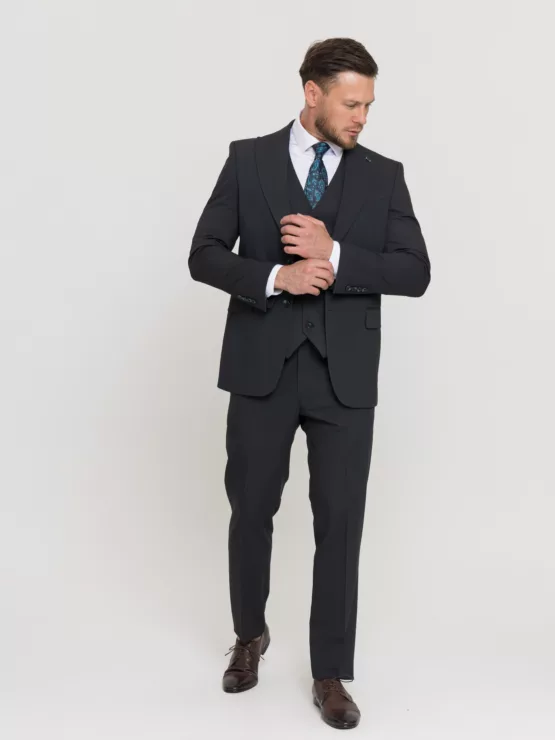 Костюм-тройка болотного цвета Костюм на свадьбу