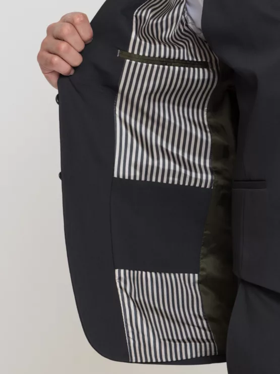 Костюм-тройка болотного цвета Костюм на свадьбу