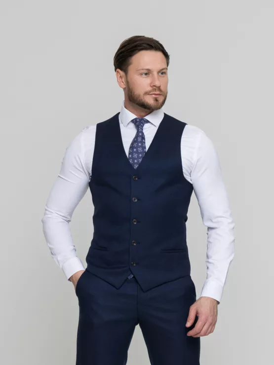 Костюм-тройка светло-синего цвета Костюм на свадьбу