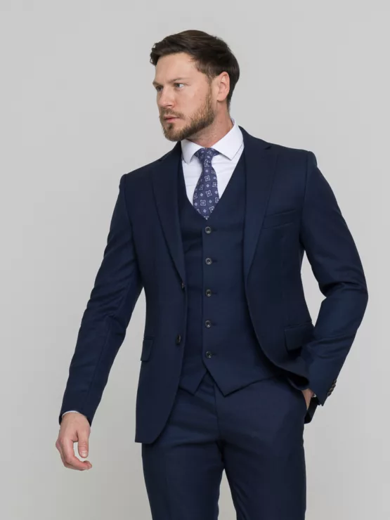 Костюм-тройка светло-синего цвета Костюм на свадьбу