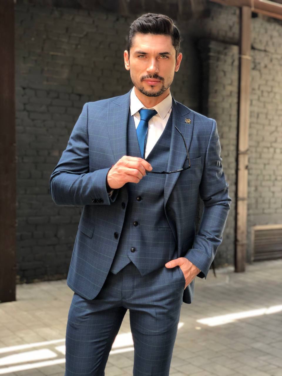 Мужской офисный костюм: как выбрать и носить